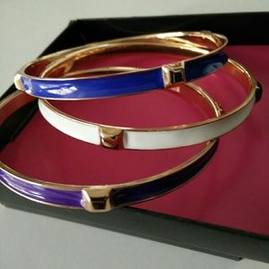 Fergie Outspoken Swirl Bangle Set.